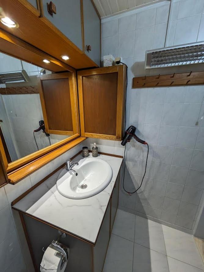 Sea View Roof Garden Apartment คิอาตอน ภายนอก รูปภาพ